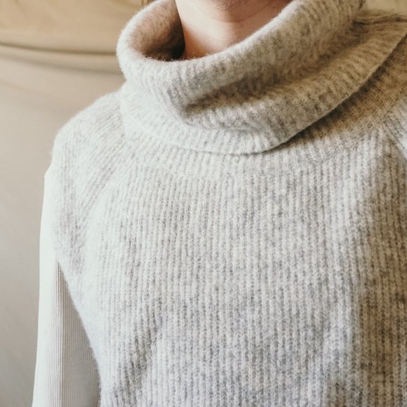 Wool Turtleneck Vest - Picture 2 of 4